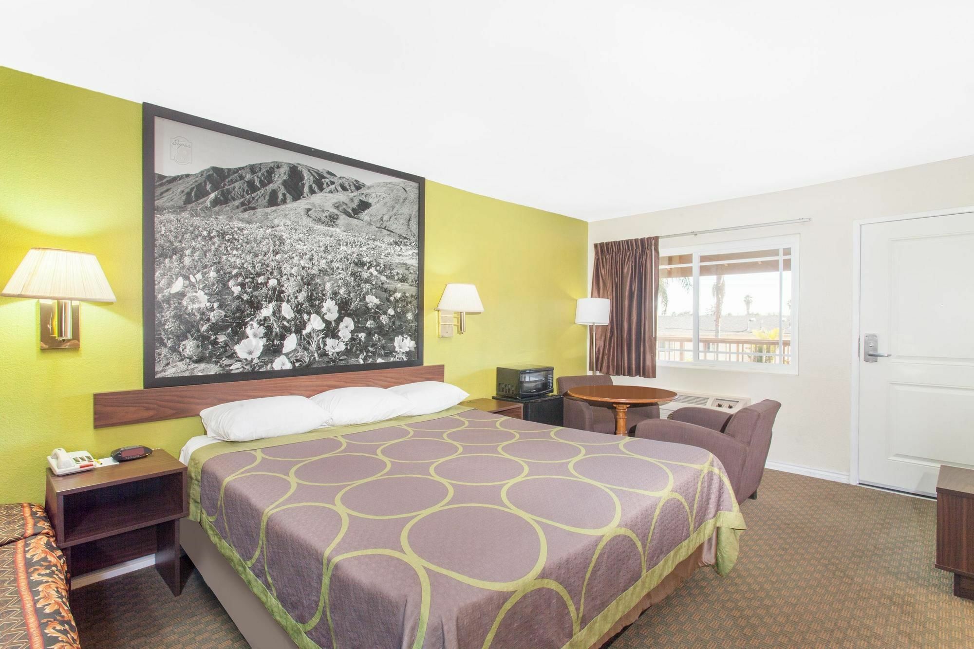 Super 8 By Wyndham Los Angeles/אלהמברה מראה חיצוני תמונה