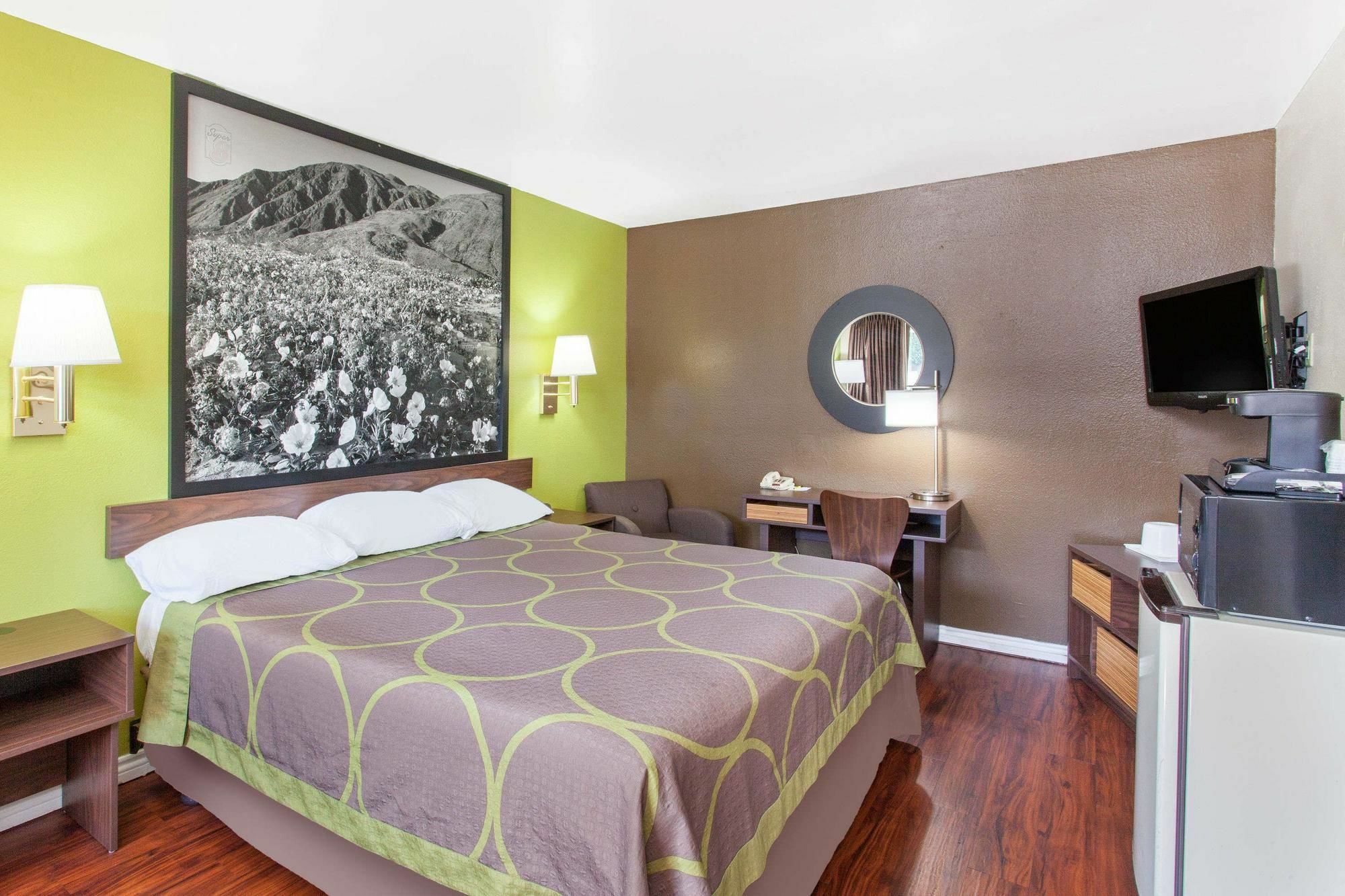 Super 8 By Wyndham Los Angeles/אלהמברה מראה חיצוני תמונה